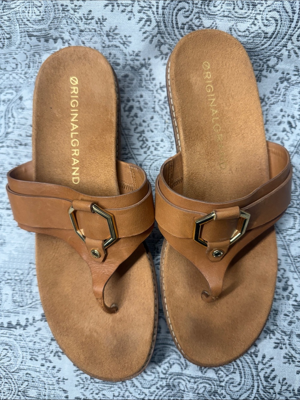 Womens Cole Haan Tan Leather Thong Sandals - 8.5
